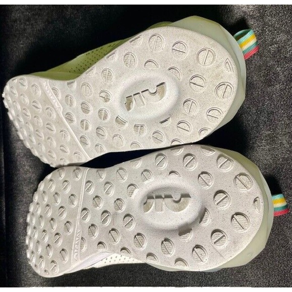 Womens Nike Air Max VTM DC9478-100, Women's Sneakers, Size 8 - Picture 4 of 5